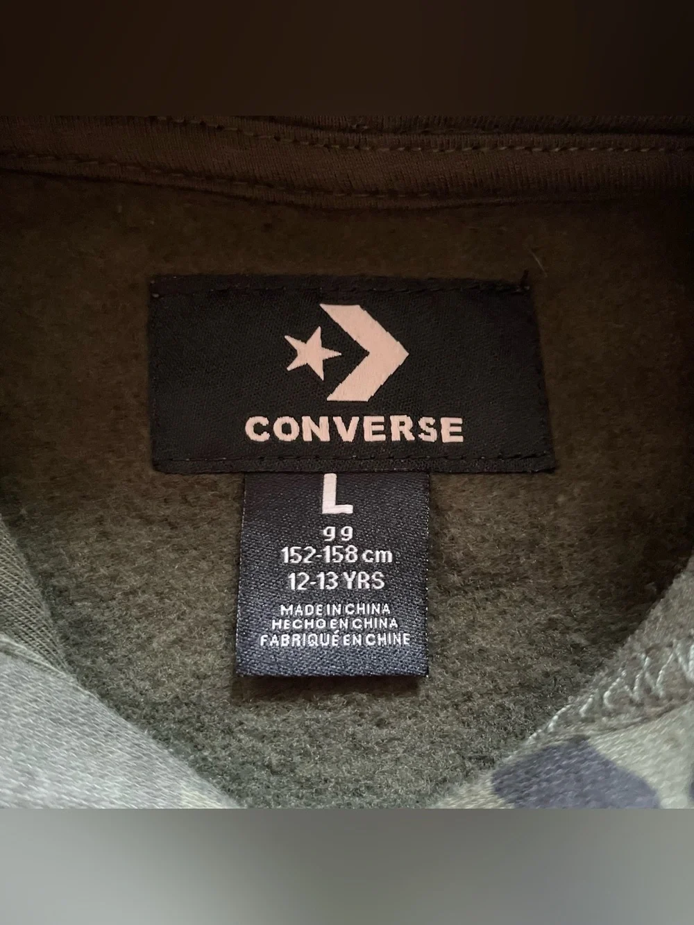 NWT Converse Green Camo Army Hoodie Youth Sz L 12-13 Sports Outdoors School Gorp